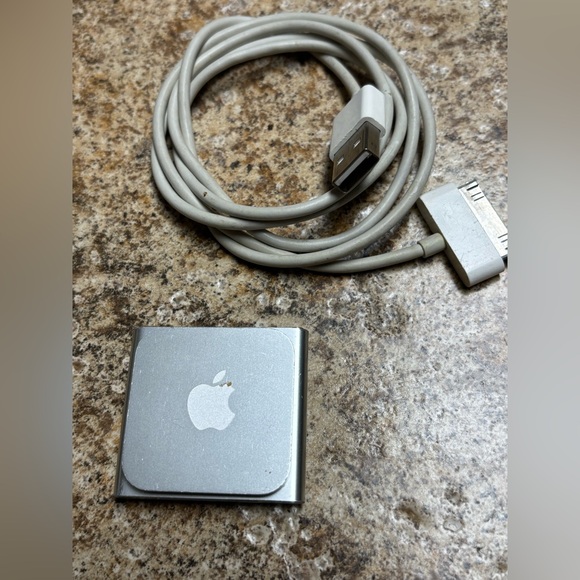 iPod nano - Picture 2 of 3